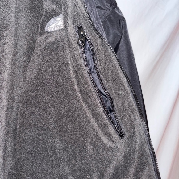 Columbia Men’s Midweight Jacket - Picture 5 of 9